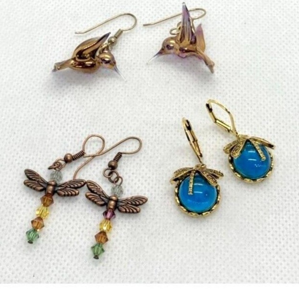 Lot of 3 Pairs Dangle Drop Pierced Earrings Animal Hummingbird Dragonfly Glass